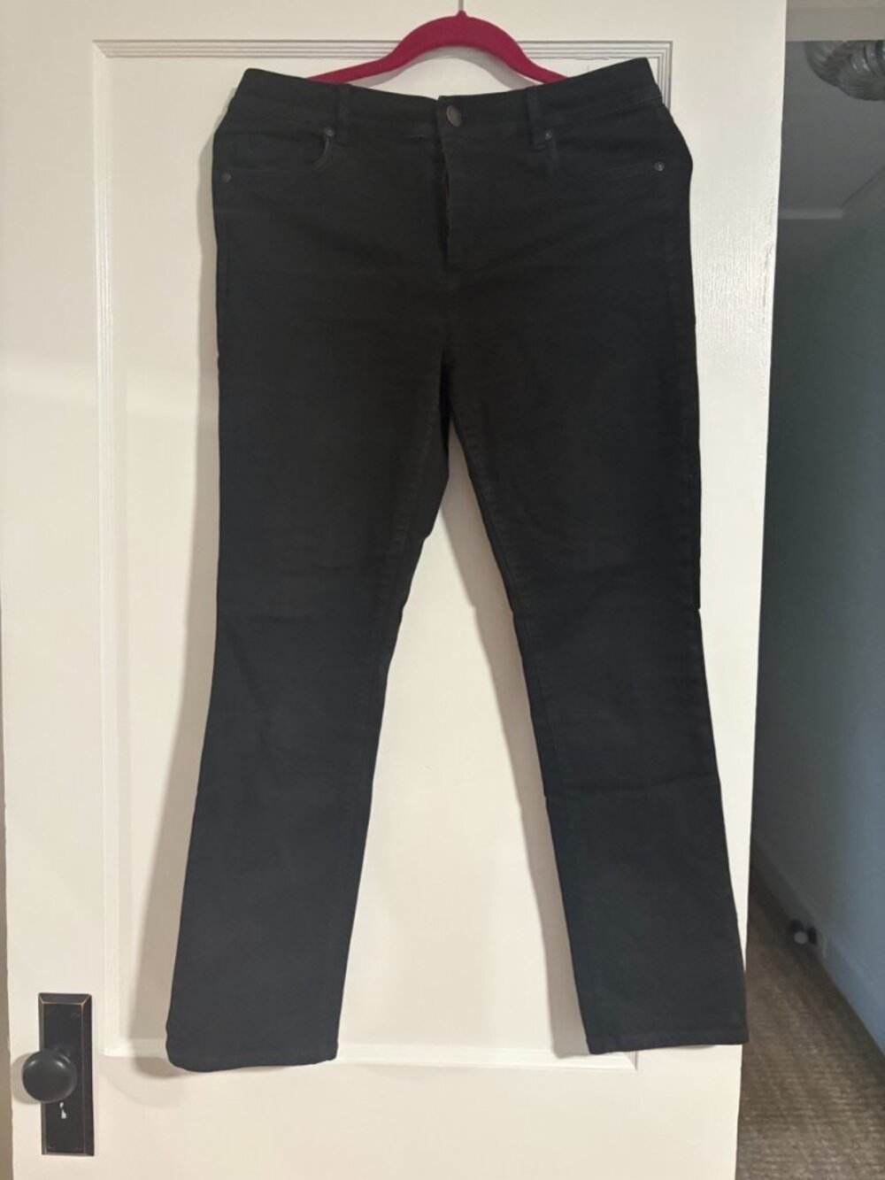 Ann Taylor Black Skinny Jeans, Size 30/10